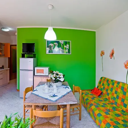 Carola Appartement *